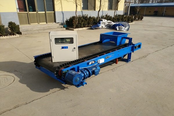 TDG type quantitative belt feeder